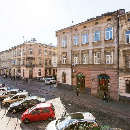 Дизайнерська Віп Квартира По Вулиці Куліша 14 Lviv Dış mekan fotoğraf