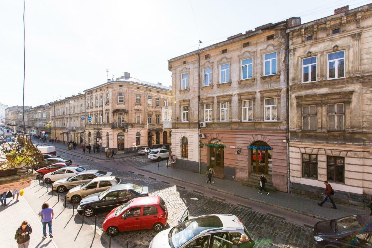 Дизайнерська Віп Квартира По Вулиці Куліша 14 Lviv Dış mekan fotoğraf